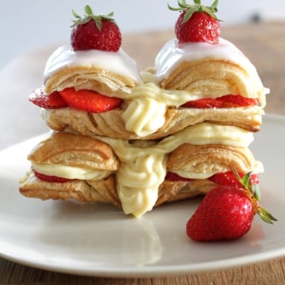 Mille-feuilles fraise / rhubarbe