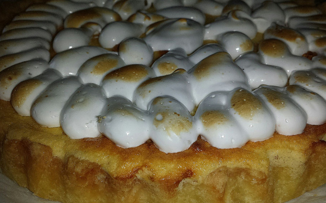 Tarte au citron meringuée facile sur pâte sablée toute faite