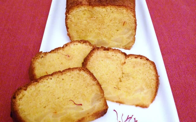 Quatre-quarts pommes au safran de Retz