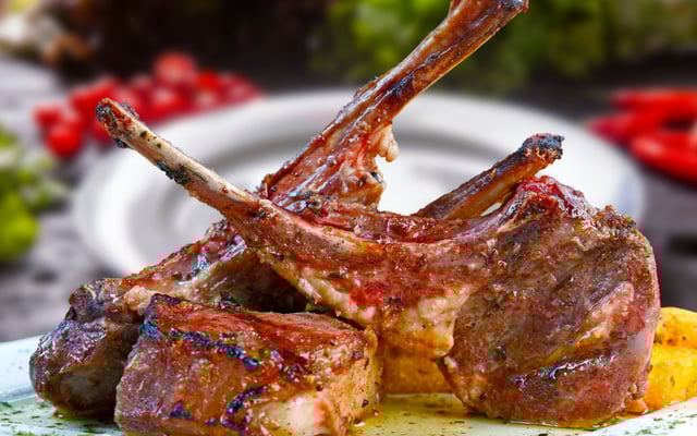 Côtelettes d'agneau en Provence