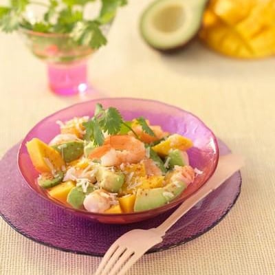 Salade de crevettes, mangue, avocat et noix de coco