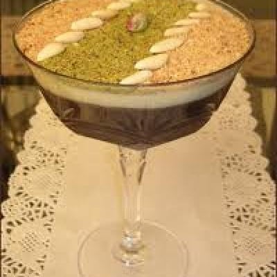 Assidat zgougou aux graines de pin d'Alep