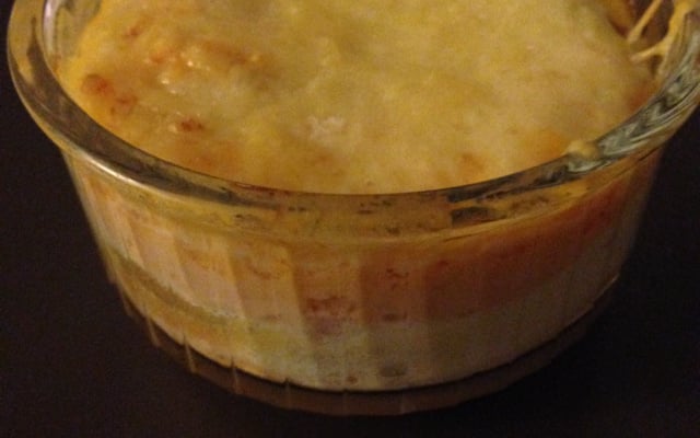 Œuf cocotte rouge au jambon