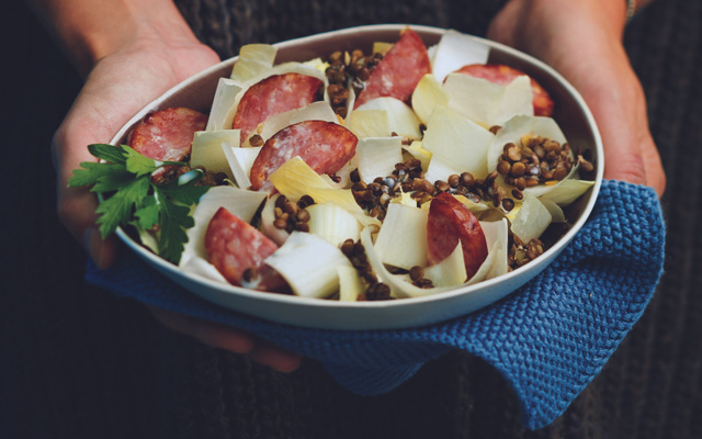 Salade de perles tiède à la saucisse de Morteau
