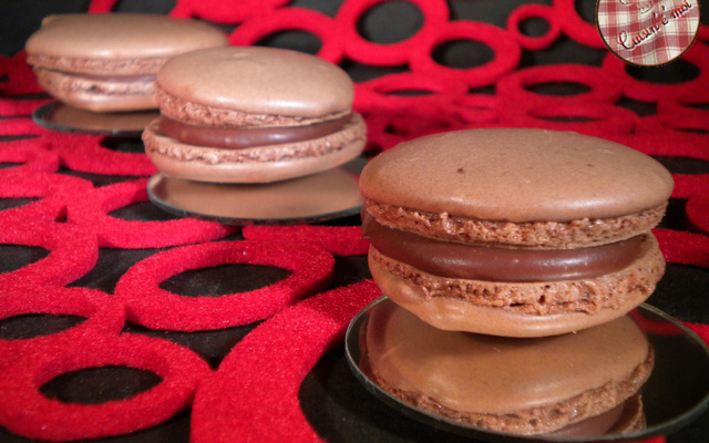 Macarons au chocolat caramel