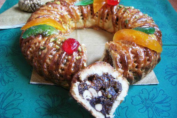 Il buccellato - Couronne aux figues sèches et chocolat