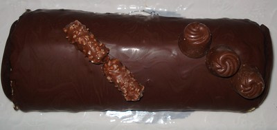 Bûche biscuit amande au sirop de clémentines mousse de marrons nappage chocolat noir