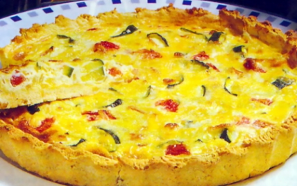 Quiche aux courgettes et aux tomates cerises