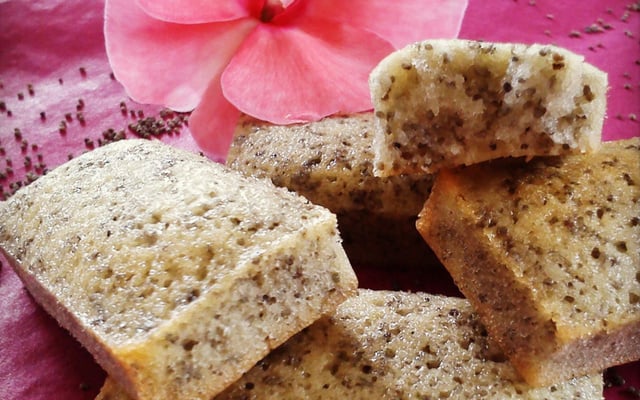 Financiers vanille et graines de pavot sans lactose