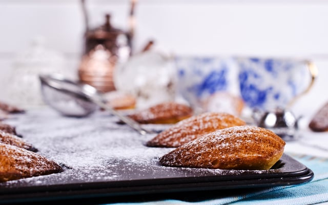 Madeleines au café
