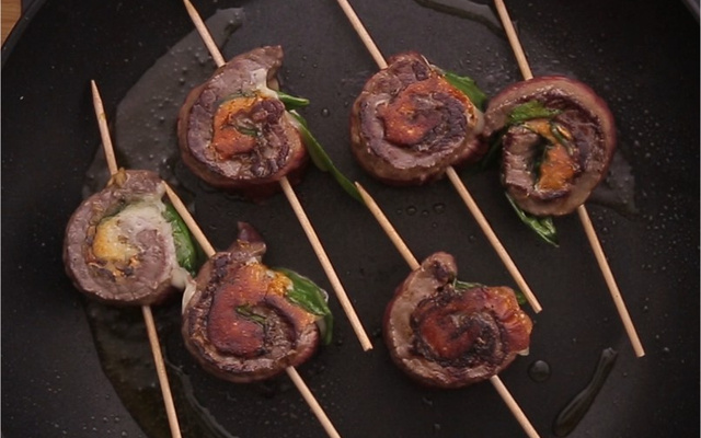 Brochettes de bœuf roulées