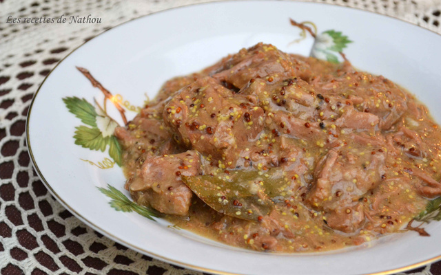 Carbonnades à la moutarde à l'ancienne