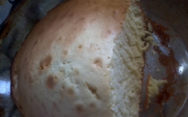 Gâteau au yaourt et blancs en neige
