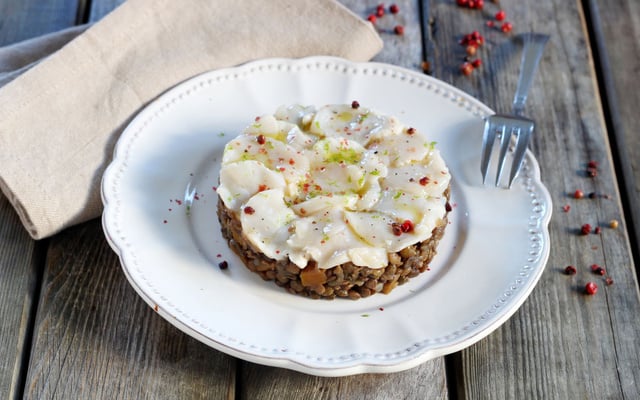 Carpaccio de Saint-Jacques aux lentilles vertes du Berry