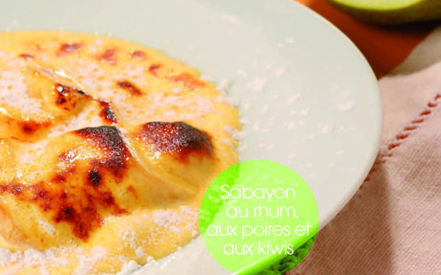 Sabayon au rhum, aux poires et aux kiwis