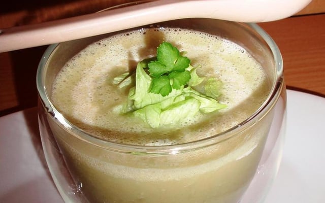 Velouté de laitue et Saint môret rapide