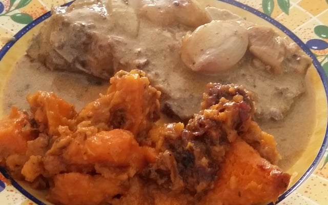 Roti de porc à la moutarde sauce crème échalotes