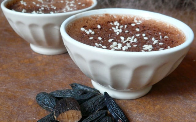 Crème au chocolat à la fève tonka