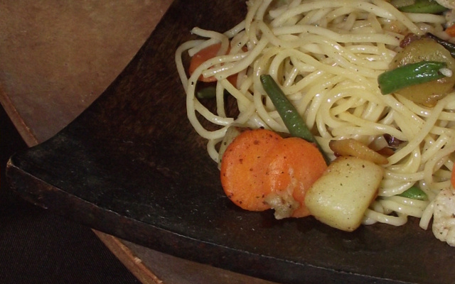 Spaghettis aux légumes façon Asiatique