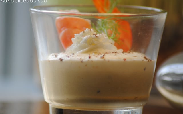 Verrines de crème de céleri, panais, crevettes