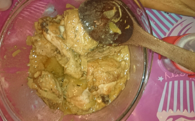 Poulet yassa de belle maman