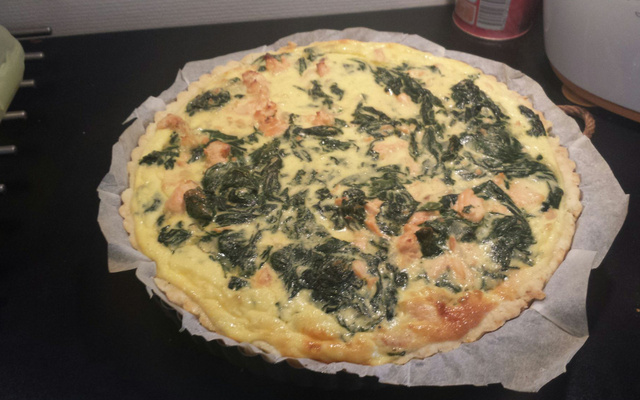 Quiche au saumon et aux épinards légère
