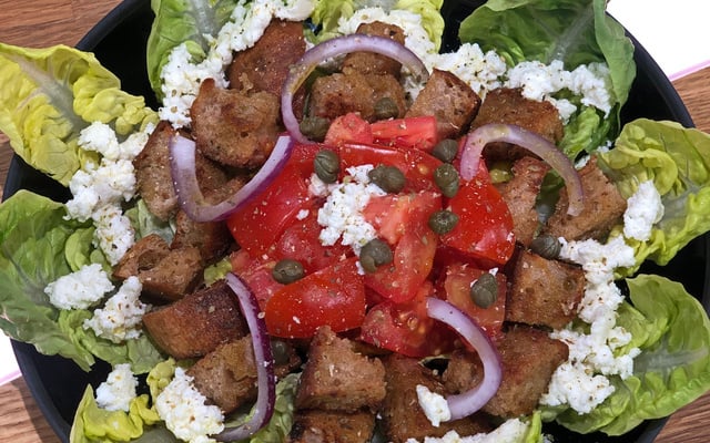 Salade de tomates façon dakos grec