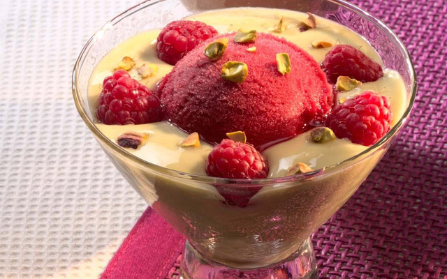 Velouté Mont Blanc à la framboise