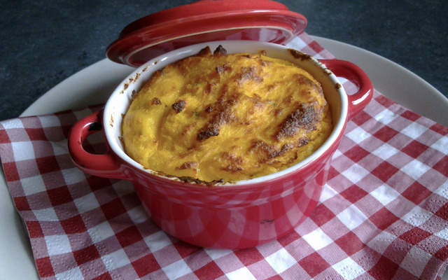 Petites cocottes de carottes, polenta et pécorino