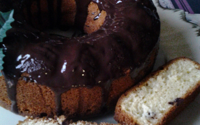 Gâteau à l'orange glaçage chocolat