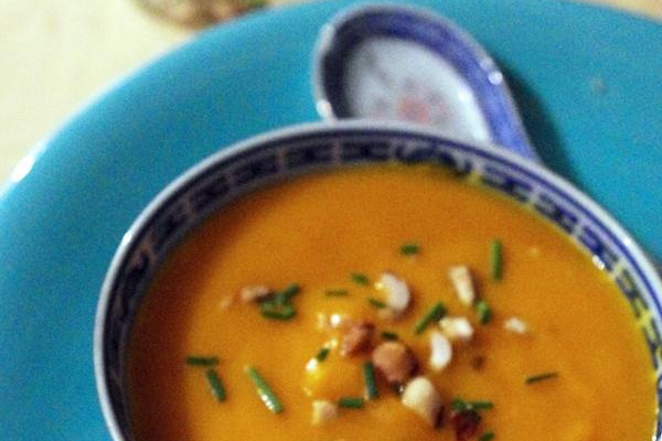 Soupe de potimarron aux noisettes
