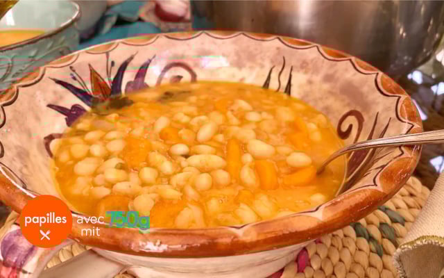 La fasolada au hareng fumé (cuisine grecque)