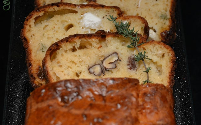 Cake chèvre noix