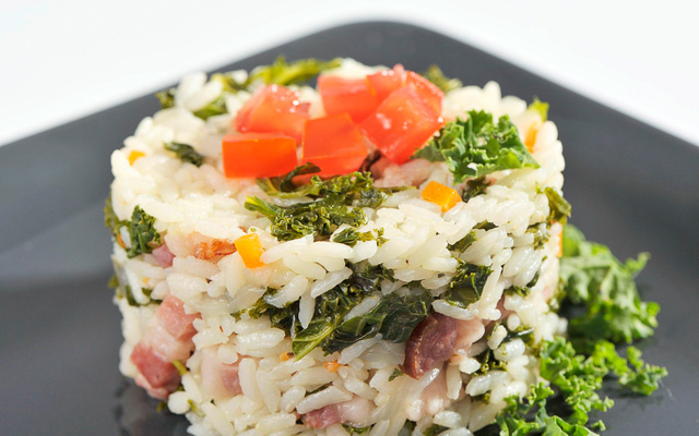 Riz pilaf au chou kale et lard fumé