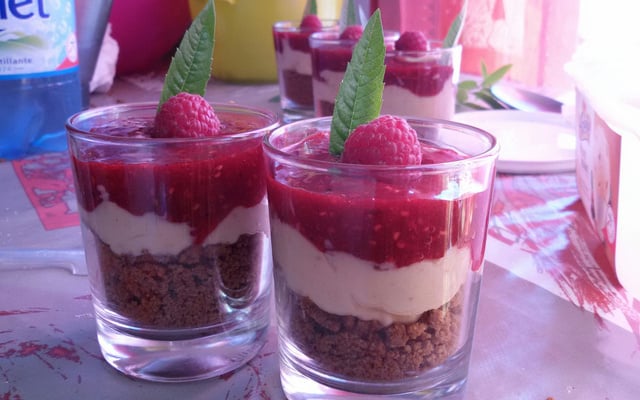 Verrine fraise-framboise spéculoos