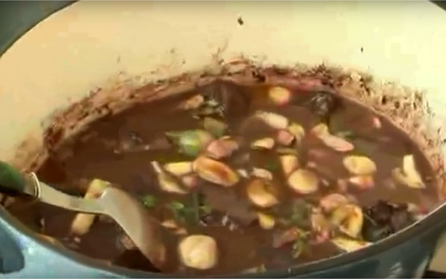 Bœuf bourguignon classique et sa garniture