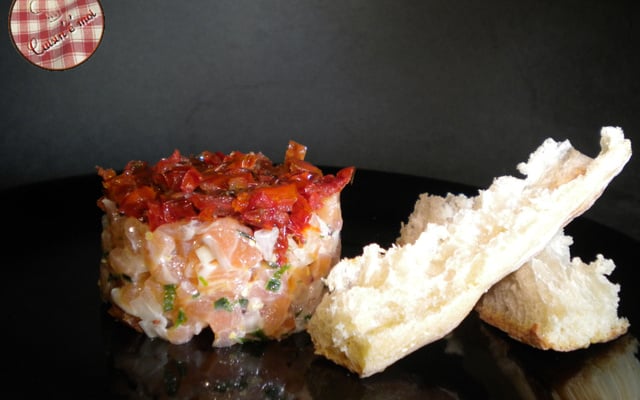 Tartare aux deux saumons et tomates séchées