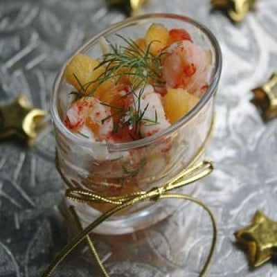 Tartare d'écrevisses et kaki à la fève tonka