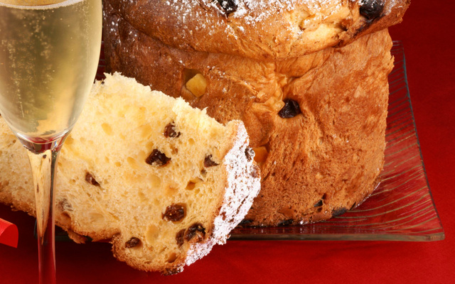 Panettone aux raisins secs