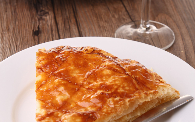 Galette des rois à la pomme rôtie