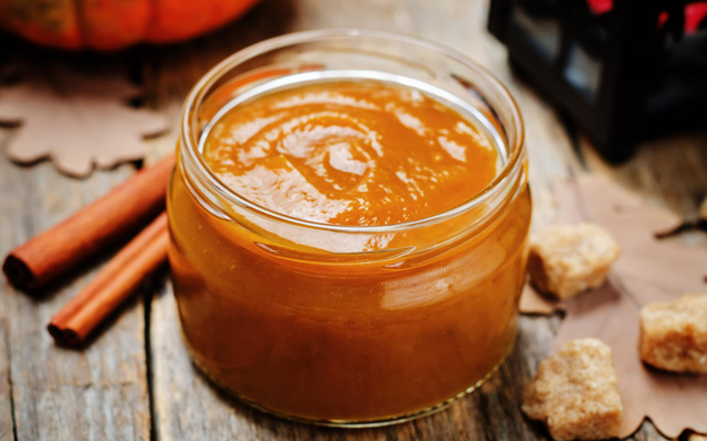 Confiture de potimarron, poires et noix de coco