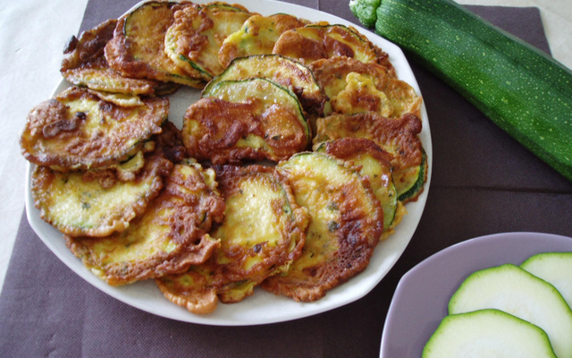 Beignets de courgettes au basilic