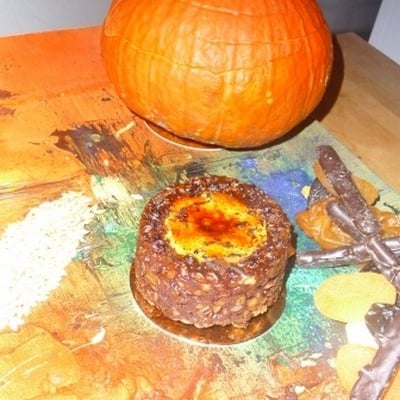 Croûte de petit épeautre aux parfums de Noël et au chocolat noir- Crème brûlée à la citrouille et à l'orange - Sirop épicé