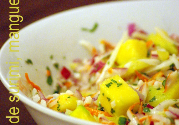 Salade de surimi, mangue et coco
