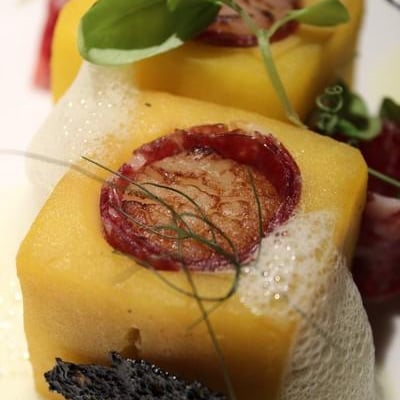 Saint-Jacques et Ariane safranées en parfum Basque