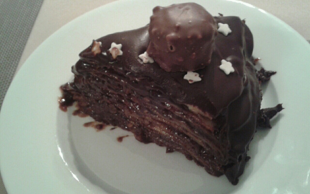 Mille crêpes à la noisette et au chocolat