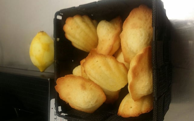 Madeleines aux zestes de citron