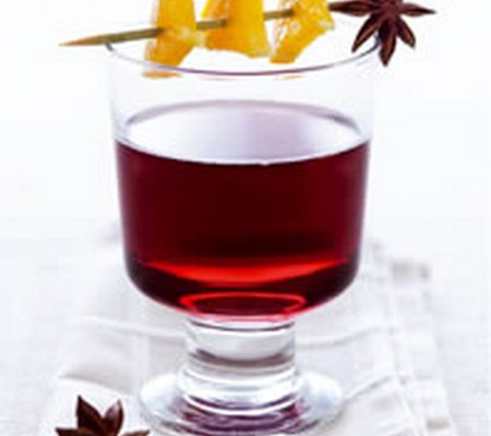 Vin chaud aux agrumes et aux épices