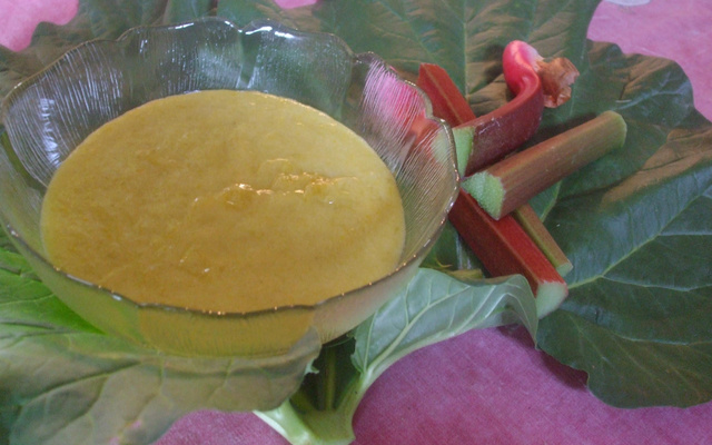 The rhubarb curd