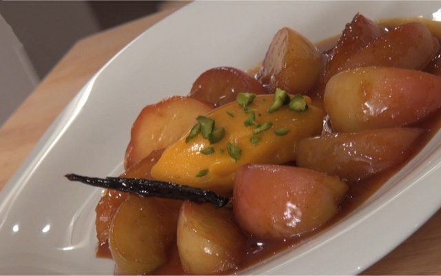 Pêches flambées